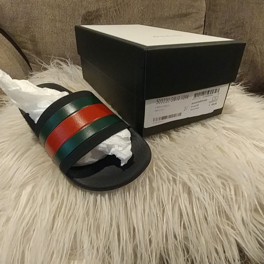 Kids gucci slides